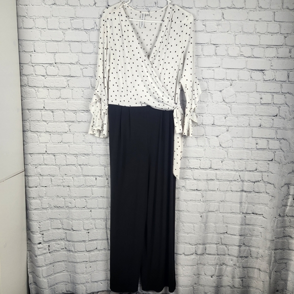 Emma & Michelle Size M Polka Dot Wrap Top Jumpsuit - Picture 6 of 6